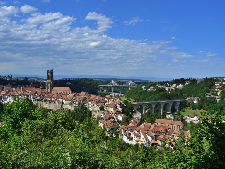 Fribourg Suisse - road trips